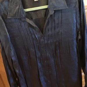 Black shimmery pleated dress shirt